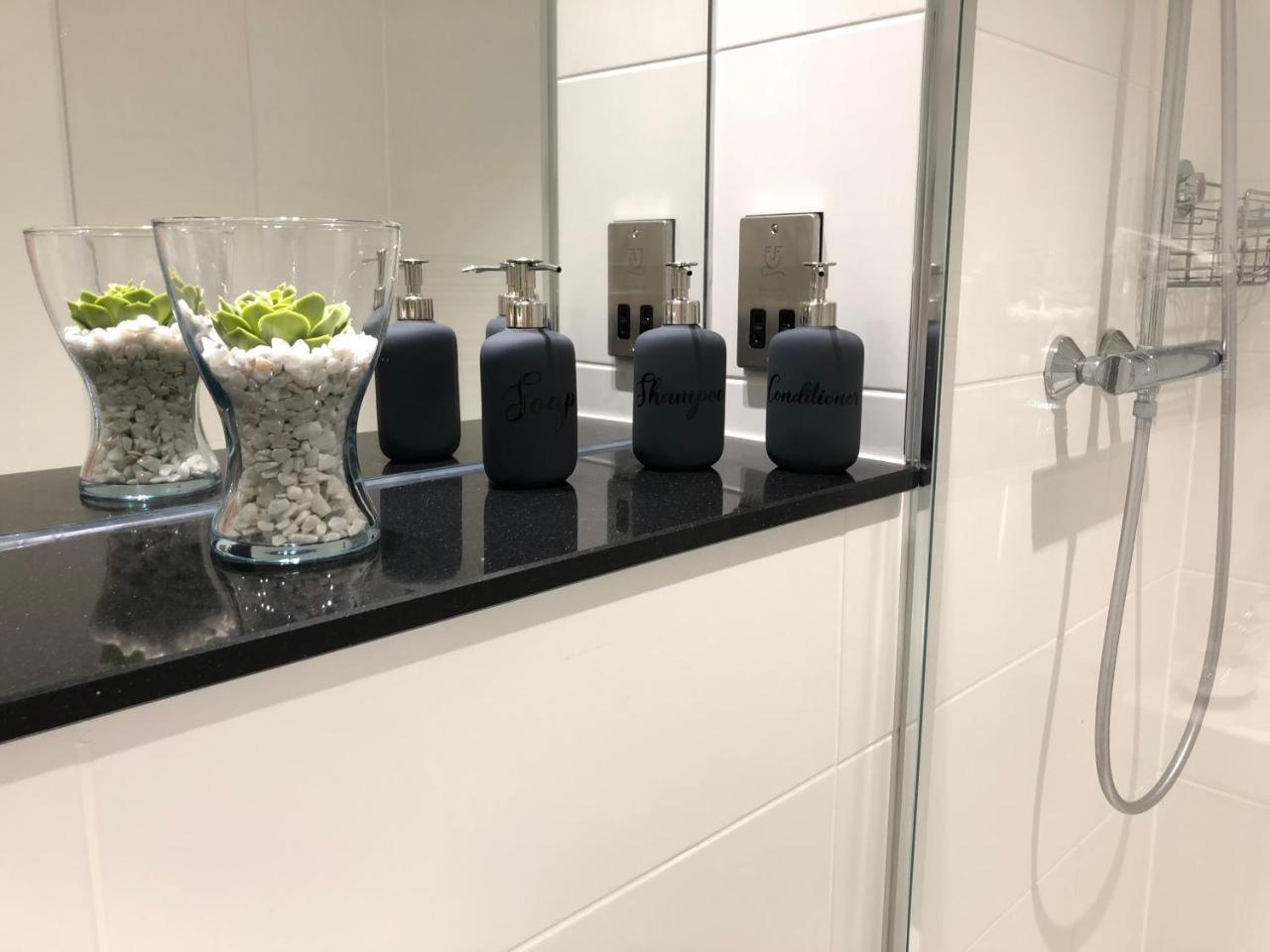 Boutique Collection In By Creatick Reading
